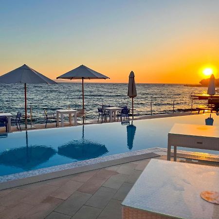 Luxury Two-Floor Apartment In Petrcane With Garden And Pool Екстериор снимка