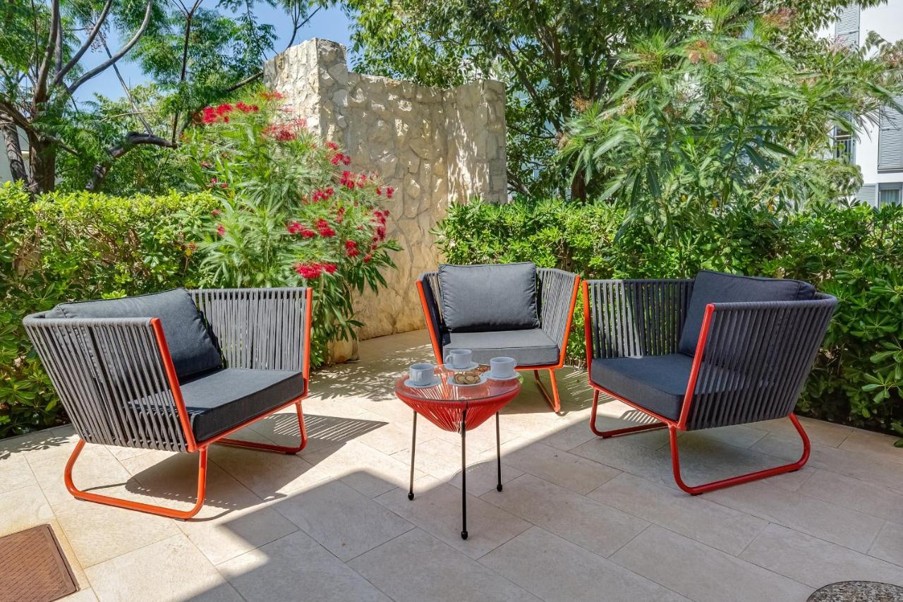 Luxury Two-Floor Apartment In Petrcane With Garden And Pool Екстериор снимка