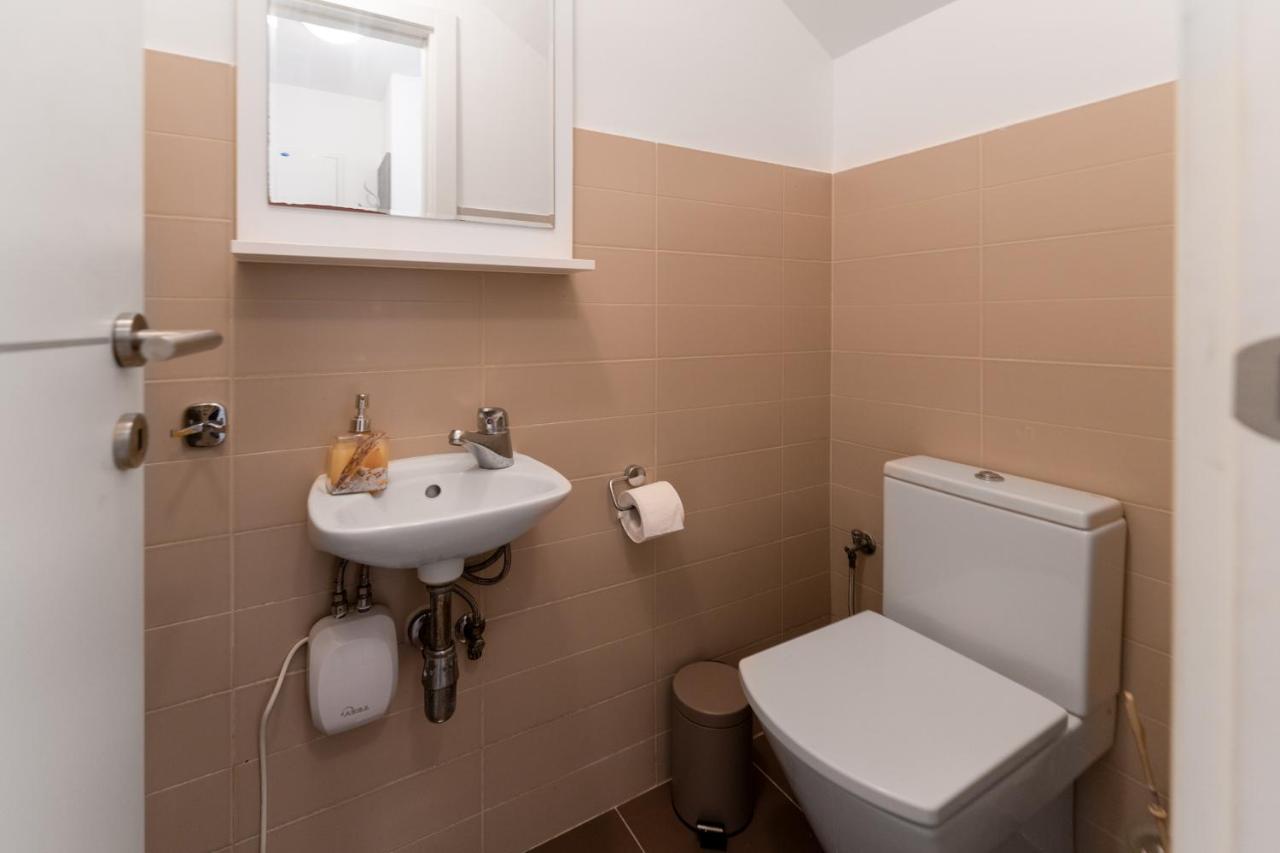 Luxury Two-Floor Apartment In Petrcane With Garden And Pool Екстериор снимка