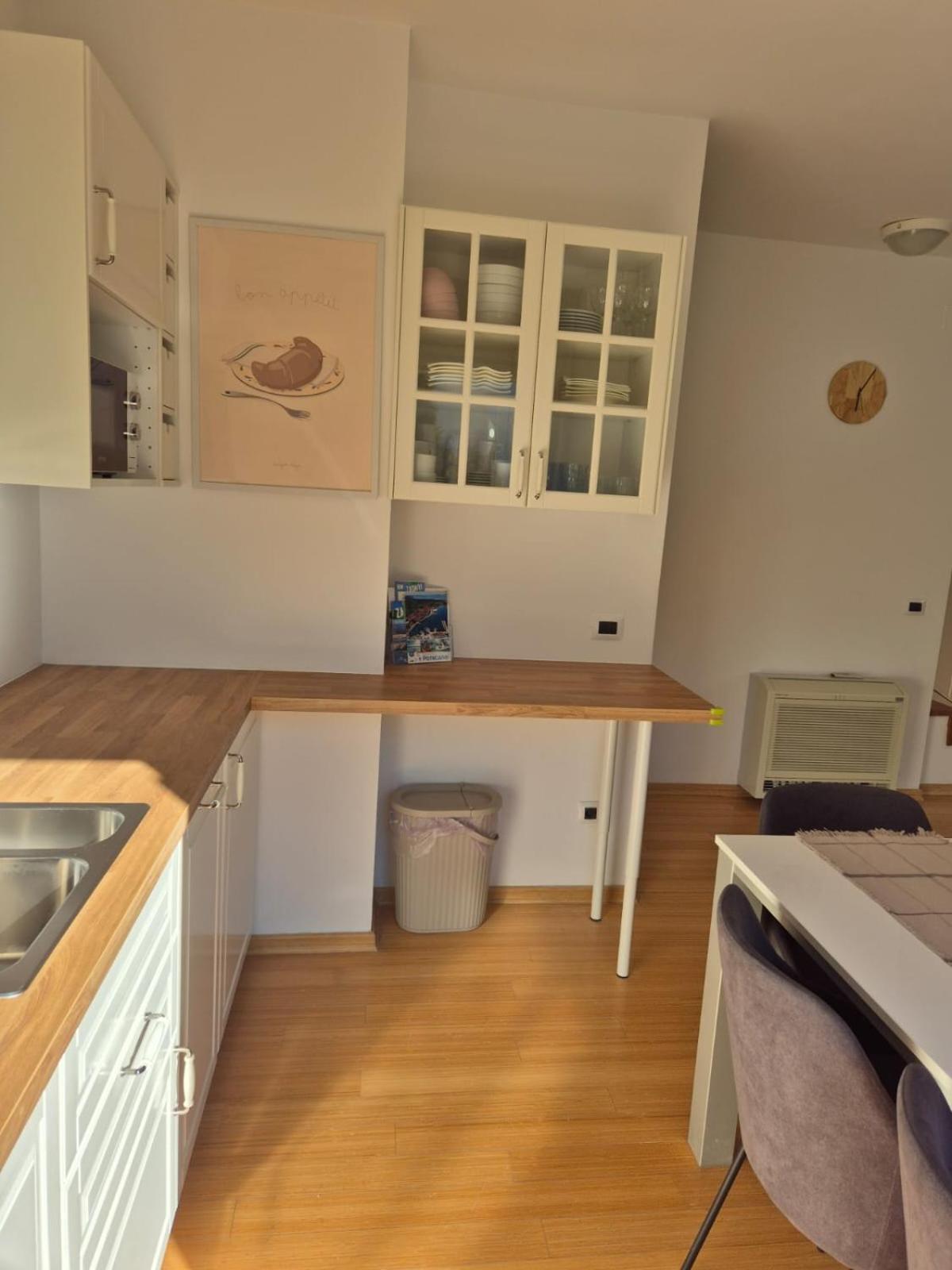 Luxury Two-Floor Apartment In Petrcane With Garden And Pool Екстериор снимка