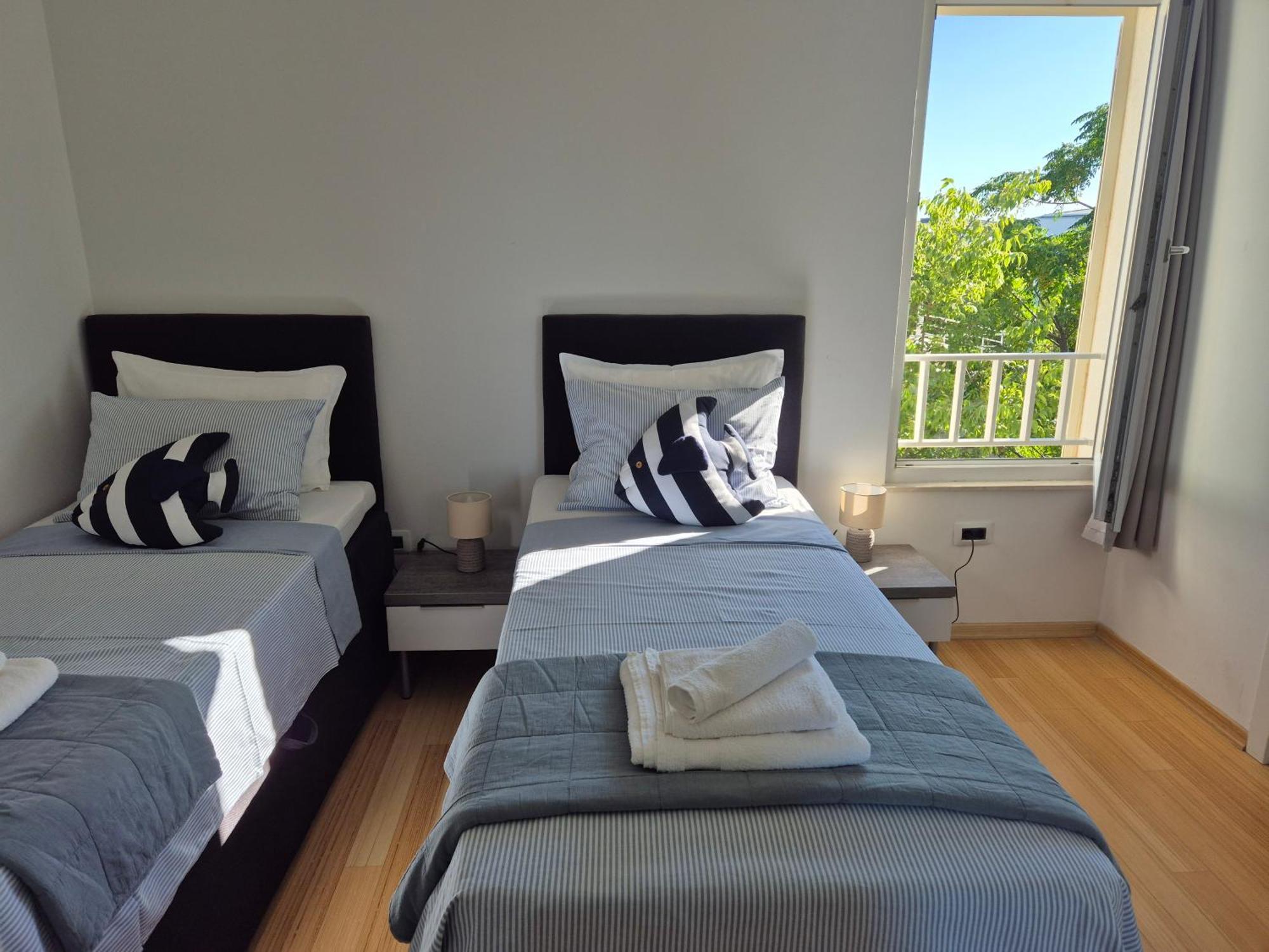 Luxury Two-Floor Apartment In Petrcane With Garden And Pool Екстериор снимка